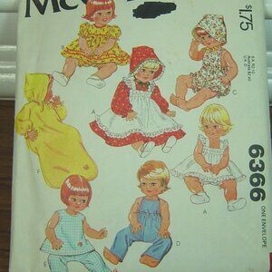 Vintage 1978 McCall's Doll clothes pattern for 15 1/2" & 17" baby doll